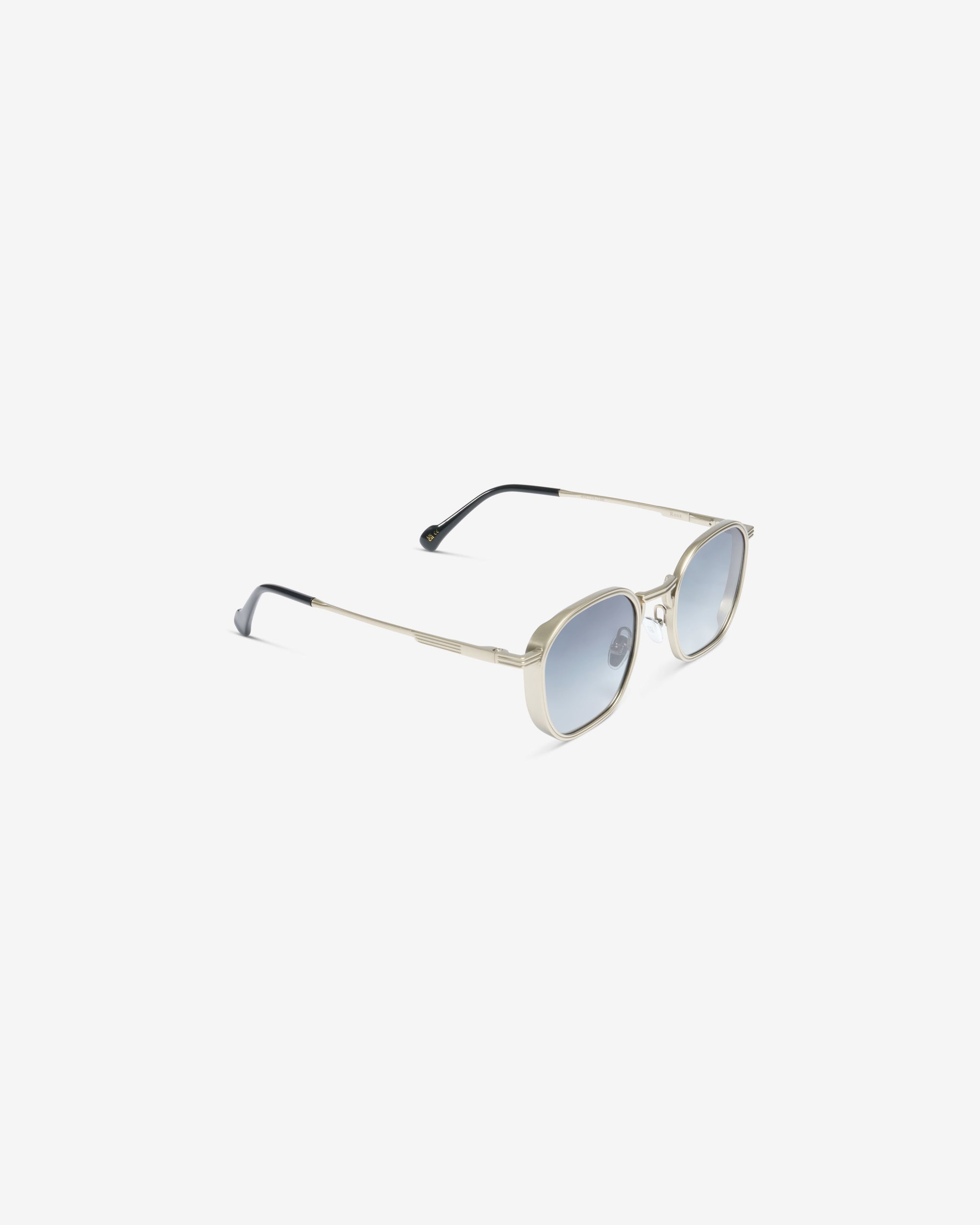 Lunettes de soleil fines argentées